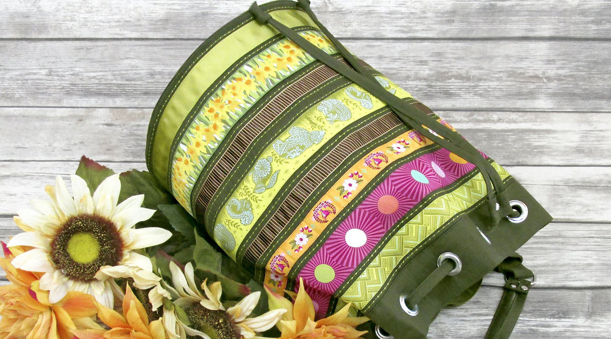 Full picture Tutorial: Ribbon Wrapped Bucket Bag by Sew4Home ...