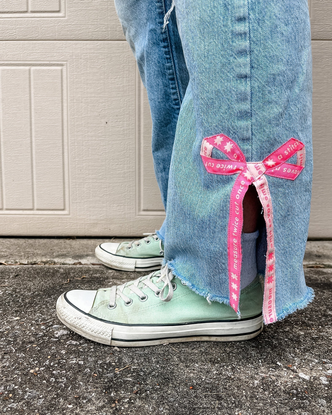 Ribbon Embellished Jeans Tutorial