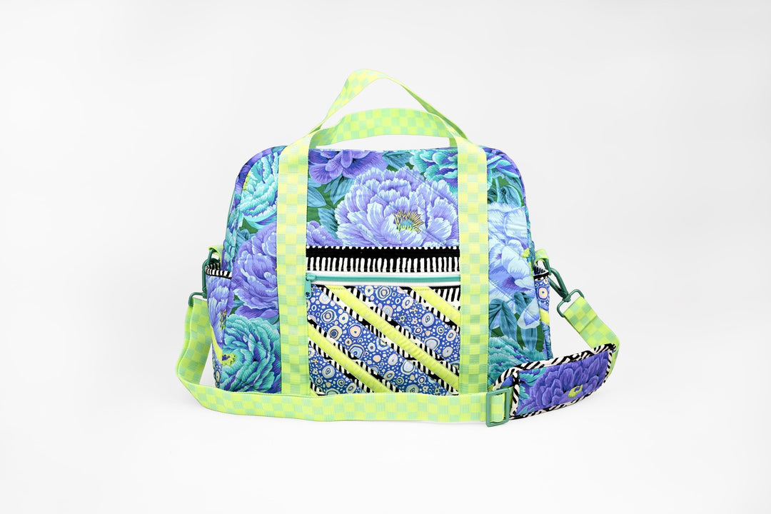 Ultimate Travel Bag in Tibetan Peony