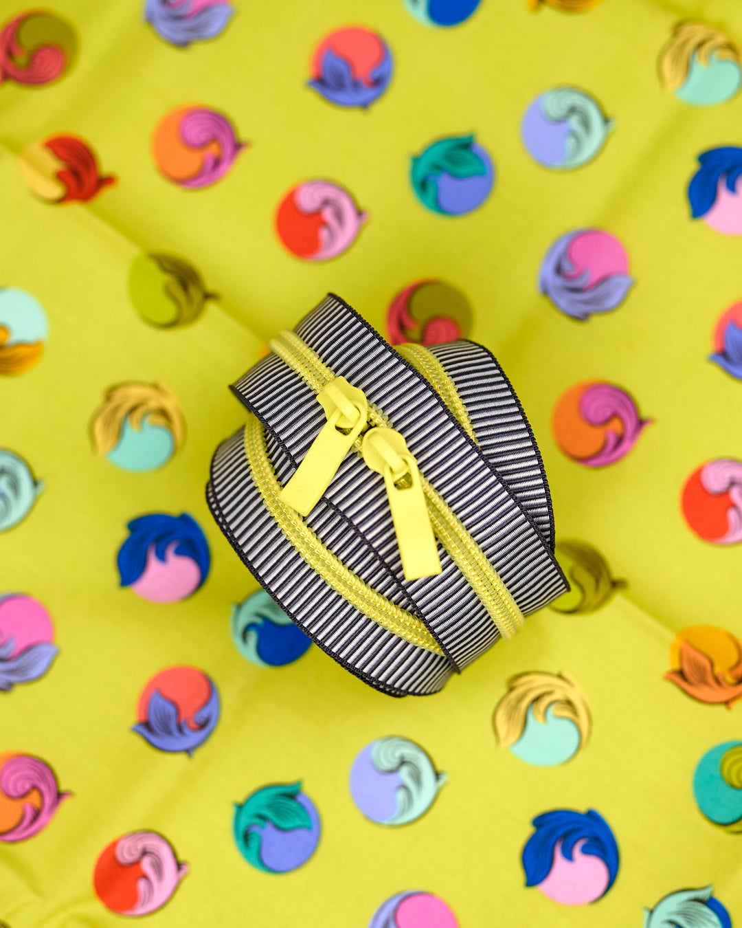 Glow Stick - Handbag Zipper - Renaissance Ribbons