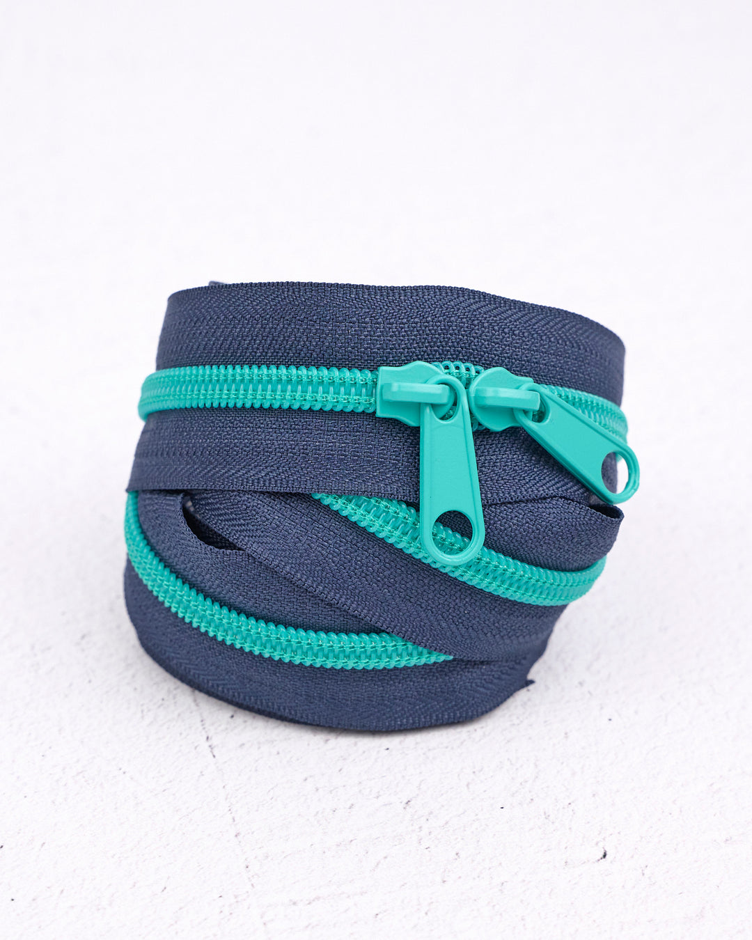 30" Handbag Zipper - Renaissance Ribbons