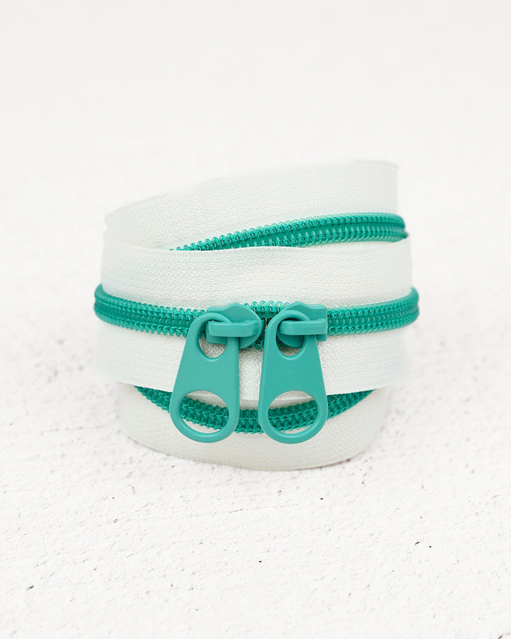 Ocean Frost - Handbag Zipper - Renaissance Ribbons