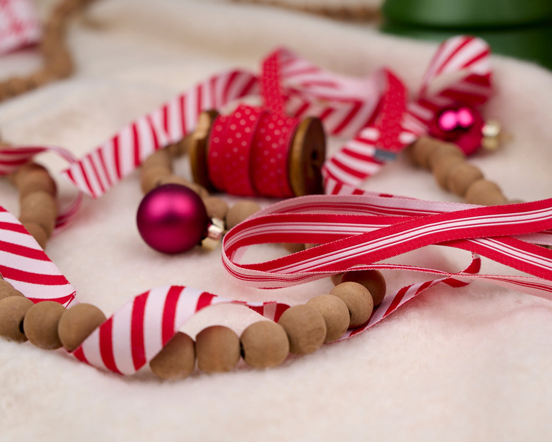 Designer embroidered and jacquard ribbons - Renaissance Ribbons ...