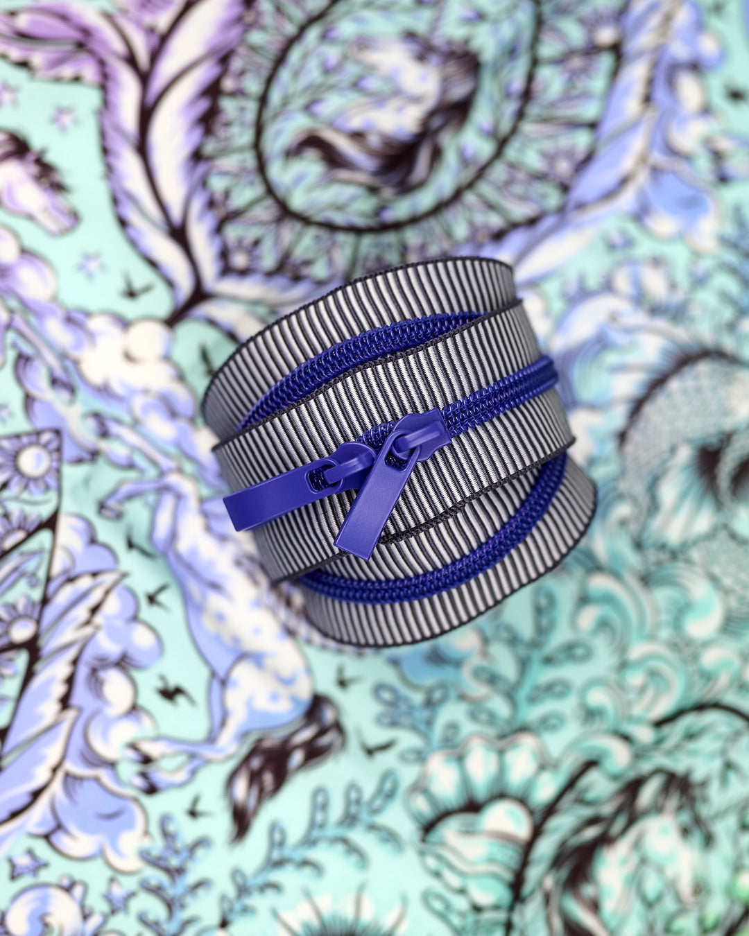 Blue Ember - Handbag Zipper - Renaissance Ribbons