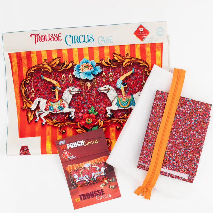 Sewing Kit Velvet- Pouch Circus kit
